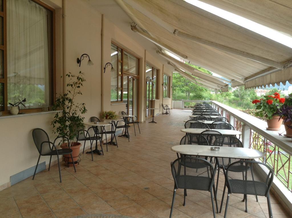 Hotel Orfeas Kalambaka Bagian luar foto